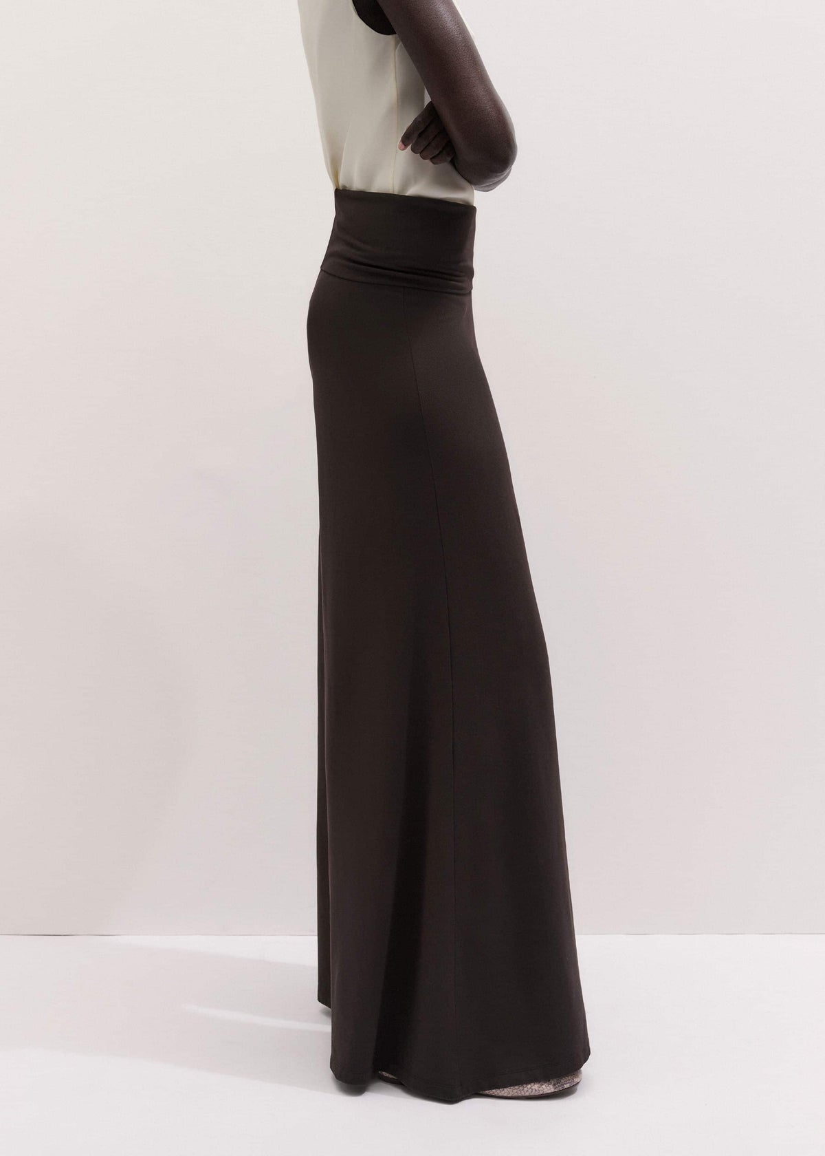 Brown Super Wide Palazzo Pant | ME+EM