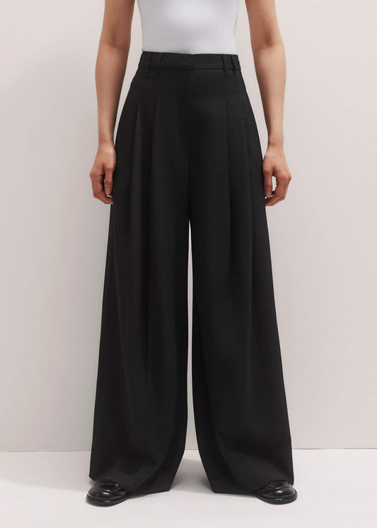 Black Wide-Leg Pleat Pant | ME+EM
