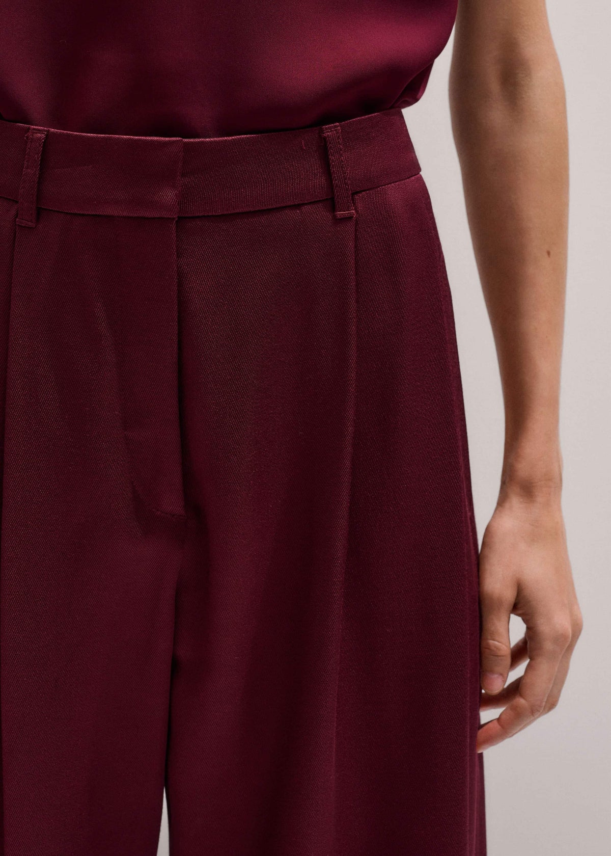 Red Wool Event Ready Pleat Straight-Leg Pant | ME+EM