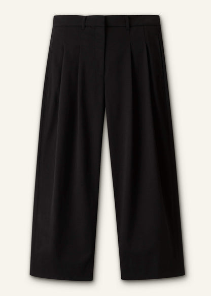 Black Straight Crop Pleat Front Pant | ME+EM