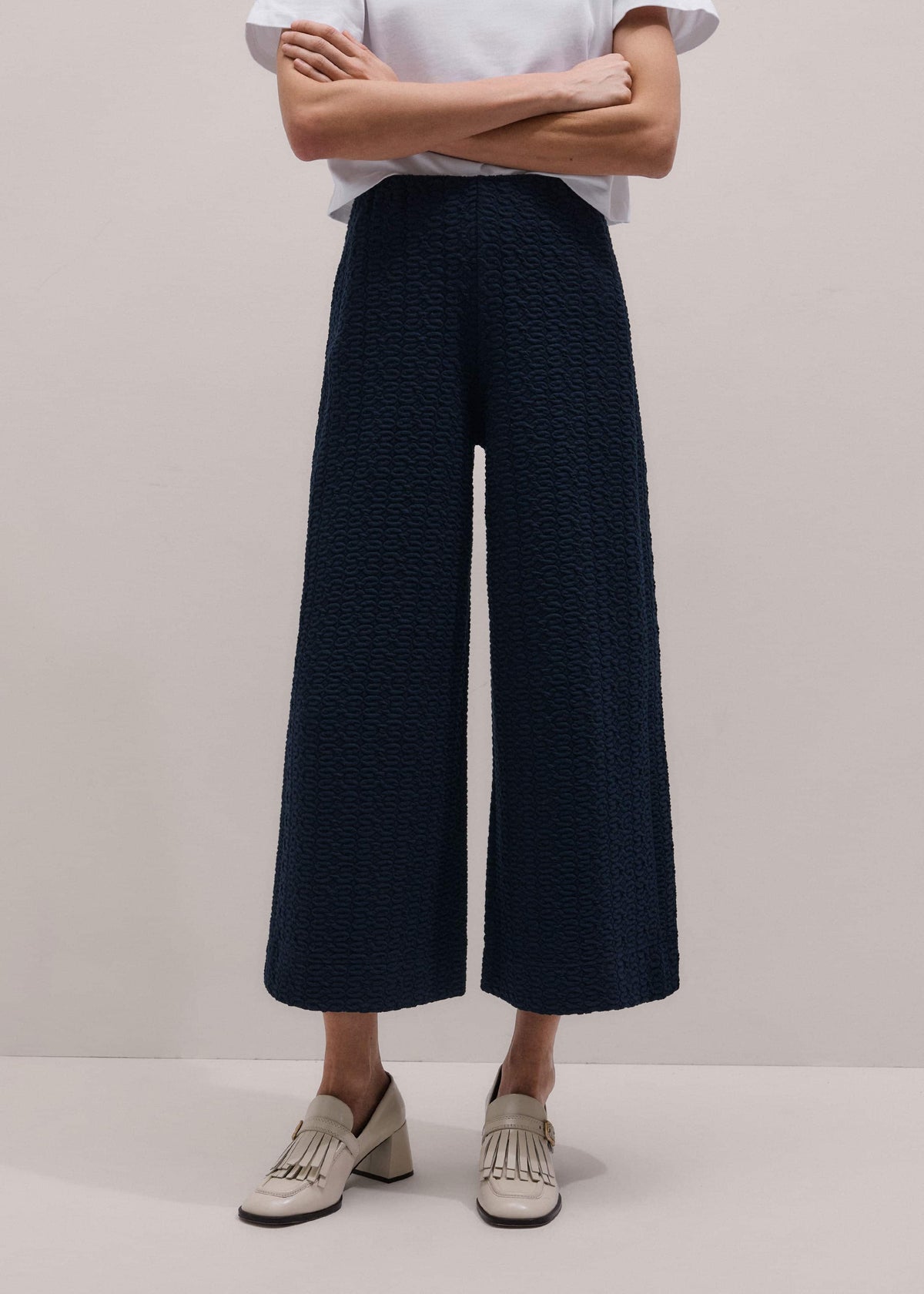 Navy Curling Cross Jacquard Cropped Pant | ME+EM