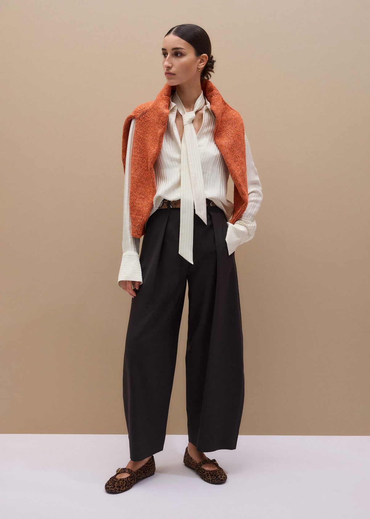 Brown Barrel-Leg Pant | ME+EM
