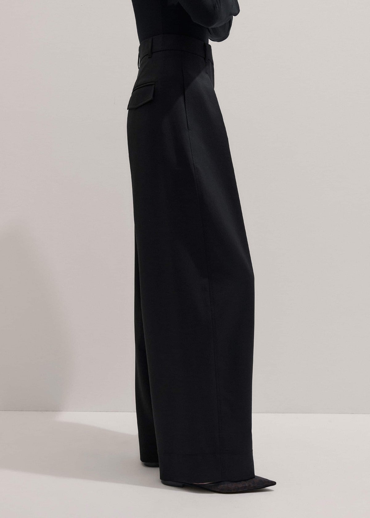 Black Wool Exaggerated Tapered Pleat Pant | ME+EM