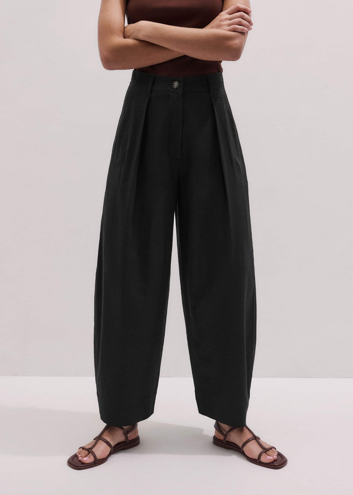 Black Extreme Taper Pant | ME+EM