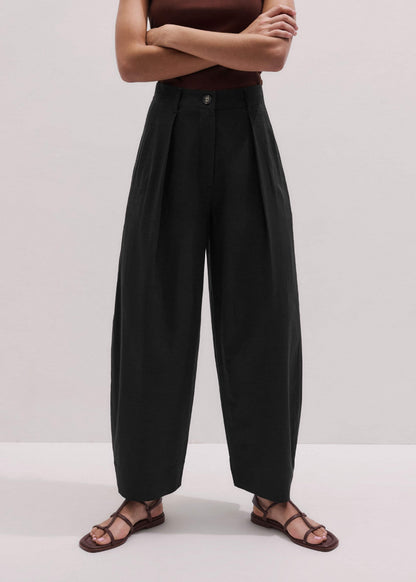 Black Extreme Taper Pant | ME+EM