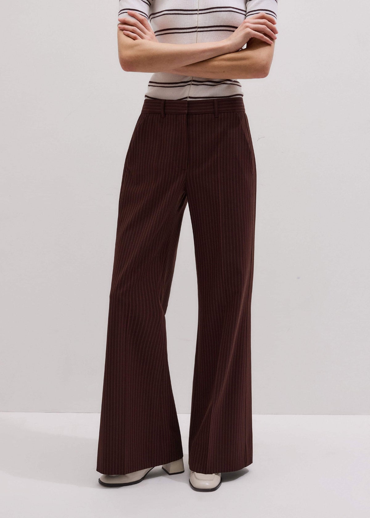 Cinnamon Pinstripe Leg Elongator Pant | ME+EM