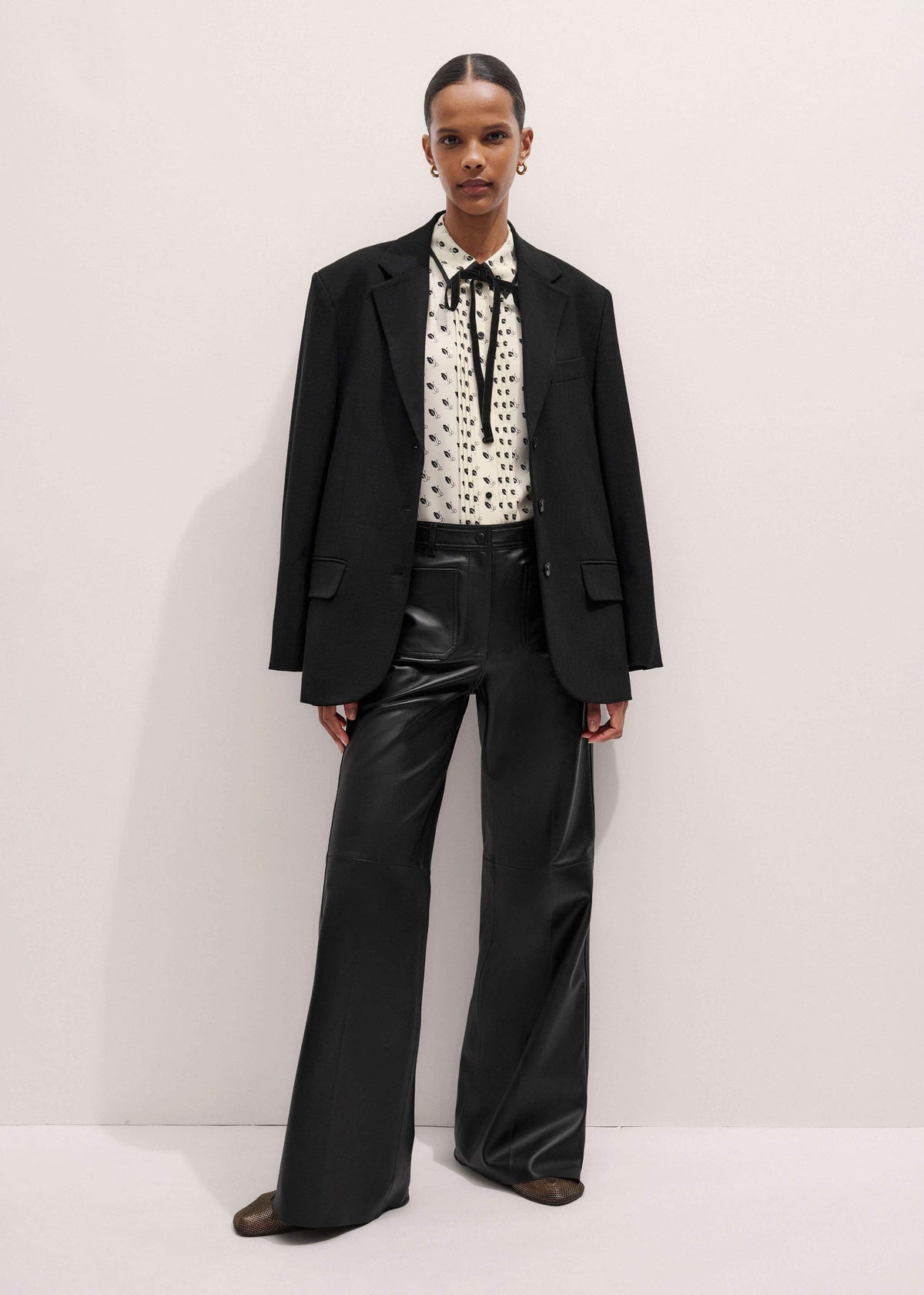 Black Boot Cut Pant | ME+EM