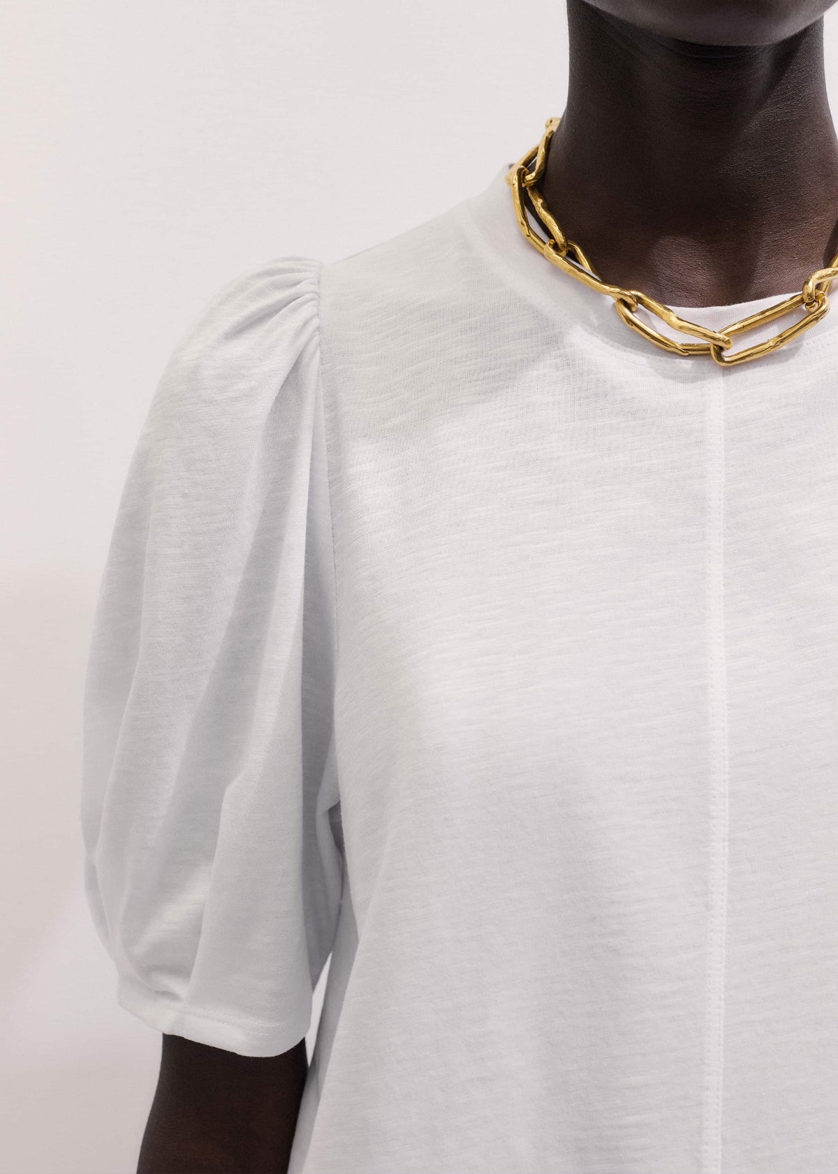 White Feminine Sleeve Swing Top | ME+EM