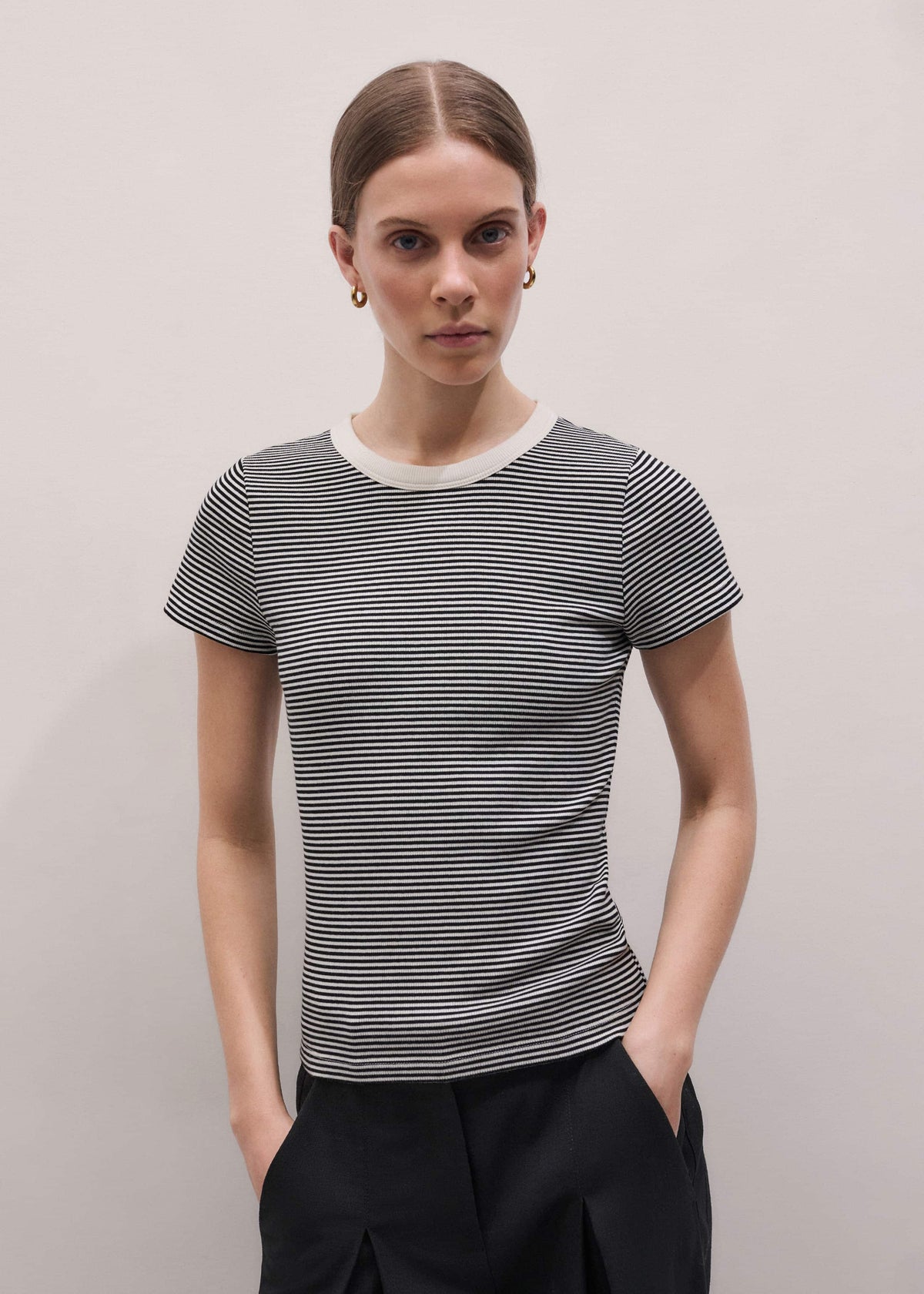 Black Swan Slim Tee | ME+EM