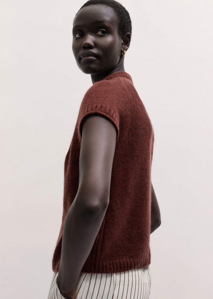 Cinnamon Brown V-Neck Baby Tee | ME+EM